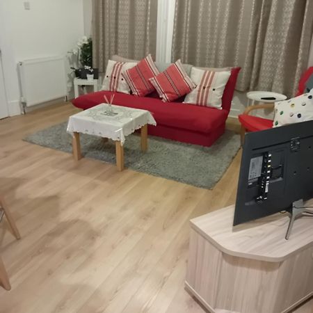 Aaron'S Holiday Home Белфаст Экстерьер фото